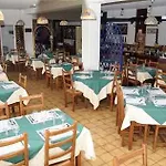 Atoll Logis Angers, Hotel 3*