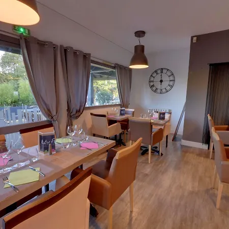 Hotel Atoll Logis Angers,