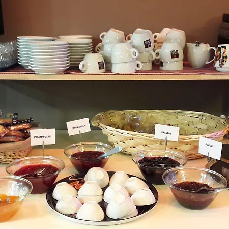 Atoll Logis Angers, Szálloda Beaucouzé