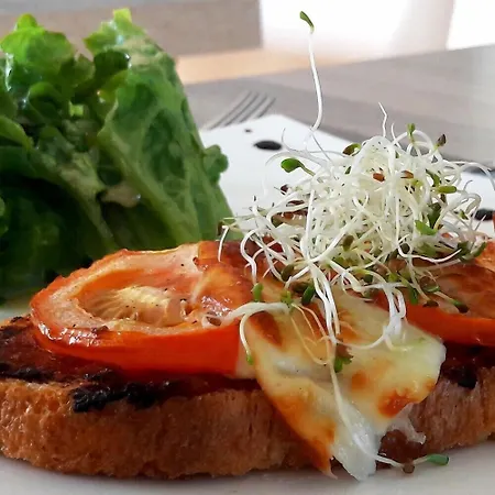 Atoll Logis Angers, 3* Beaucouzé