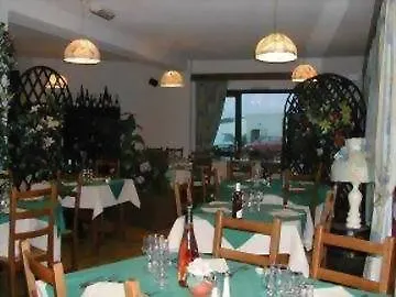 Atoll Logis Angers, 3* Бокузе