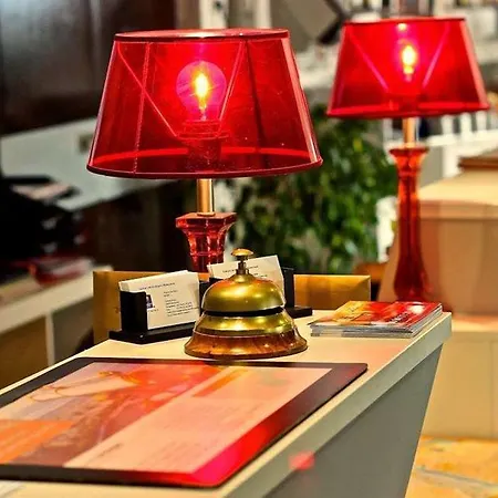 Szálloda Atoll Logis Angers, Beaucouzé