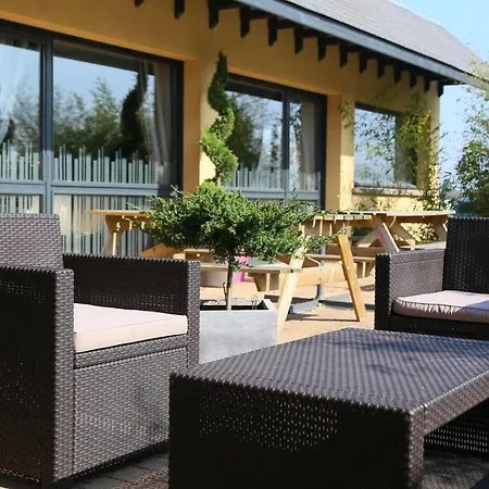 Hotel Atoll Logis Angers, Beaucouzé