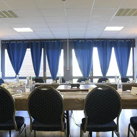 Atoll Logis Angers, Hotel Beaucouzé