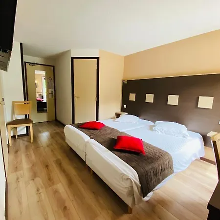 Atoll Logis Angers, 3*