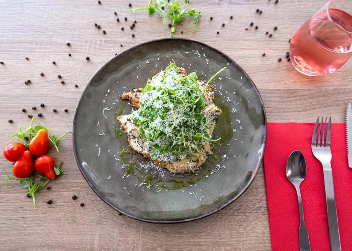 Atoll Logis Angers, 3*