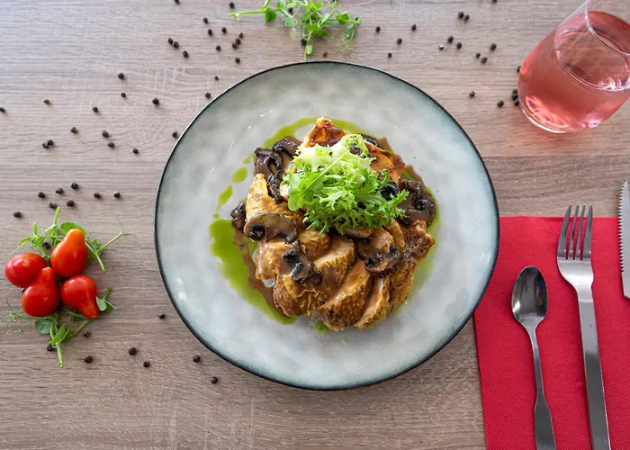 Hotel Atoll Logis Angers,