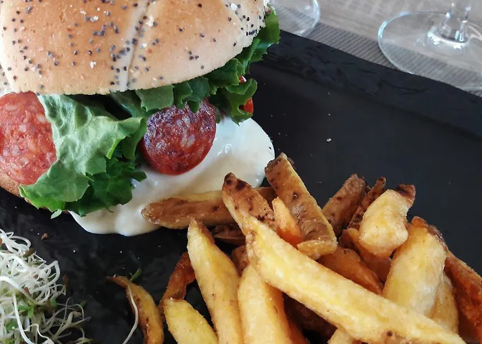 Atoll Logis Angers, Hotel Beaucouze