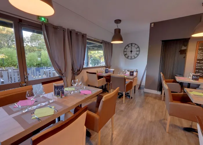 Hotel Atoll Logis Angers,