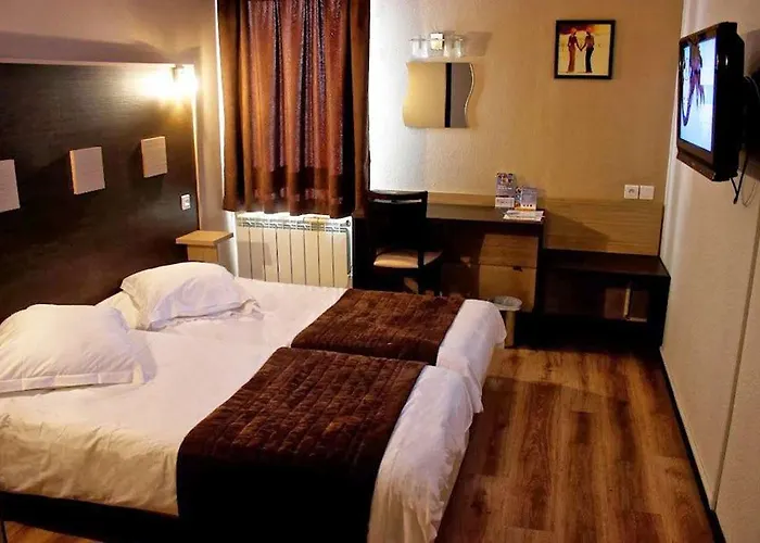 Hotel Atoll Logis Angers,