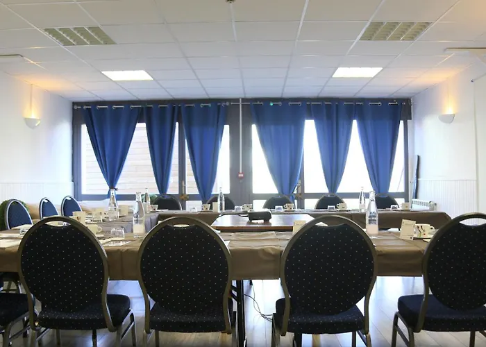 Atoll Logis Angers, Hotel Beaucouze